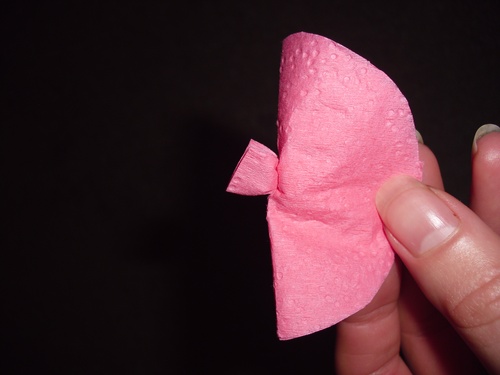 Goździki z kolorowego papieru własnymi rękami w dniu 9 maja