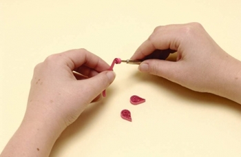 Quilling kwiatów z papieru dla początkujących