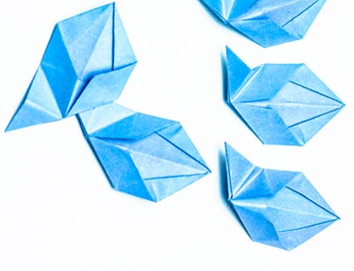 Jak zrobić kwiat origami własnymi rękami