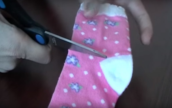 Jak uszyć ubrania dla lalek własnymi rękami