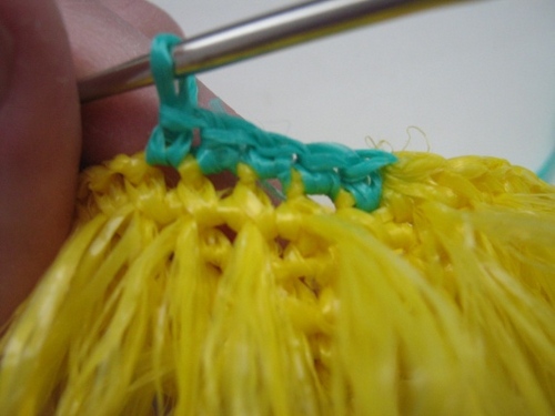 Jak zawiązać szydełko z loofah?