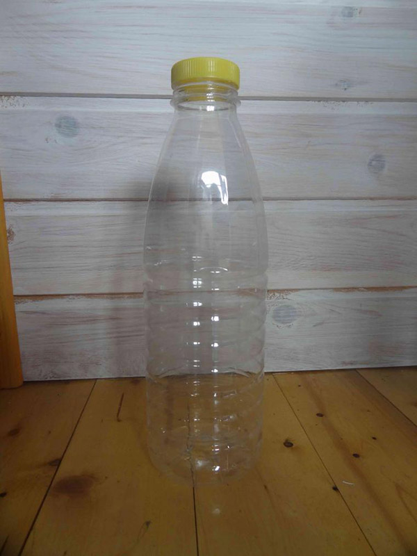 Nowe rękodzieło z plastikowych butelek własnymi rękami do ogrodu i sadu