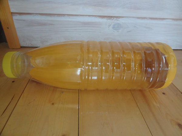 Nowe rękodzieło z plastikowych butelek własnymi rękami do ogrodu i sadu