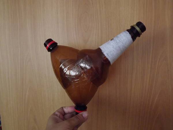 Nowe rękodzieło z plastikowych butelek własnymi rękami do ogrodu i sadu
