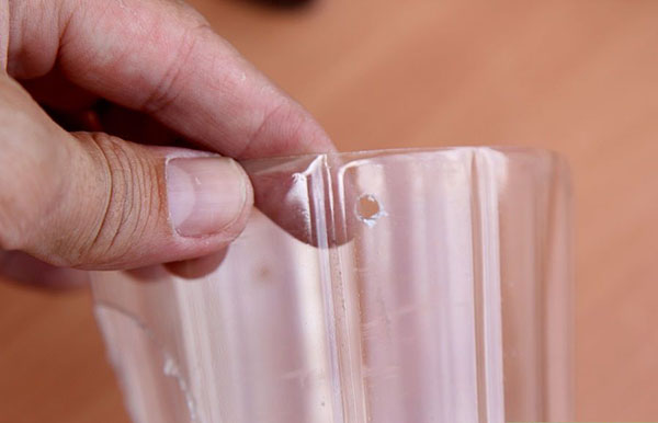 Nowe rękodzieło z plastikowych butelek własnymi rękami do ogrodu i sadu