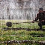Podlewanie przez zraszanie rąk - wideo Podlewanie przez zraszanie rąk - wideo