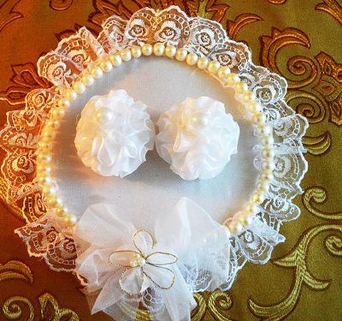 Poduszka ślubna na obrączki własnymi rękami. Poduszka ślubna, klasa "krok po kroku"
