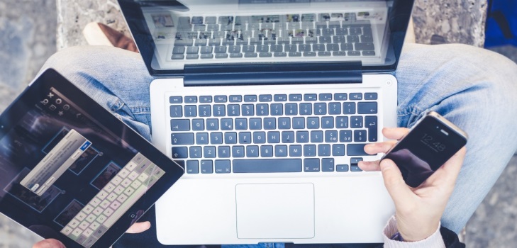 Jak połączyć się z Internetem w telefonie