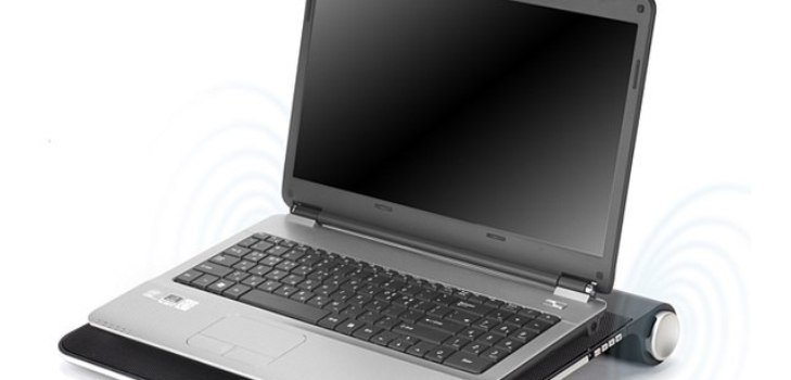 potężny laptop