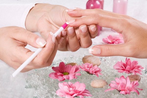 Połączony manicure