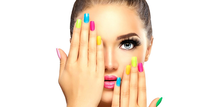 Letni manicure: kreatywne projekty z Instagrama