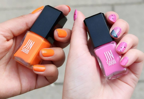 Letni manicure: kreatywne projekty z Instagrama
