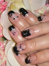 Lunar manicure
