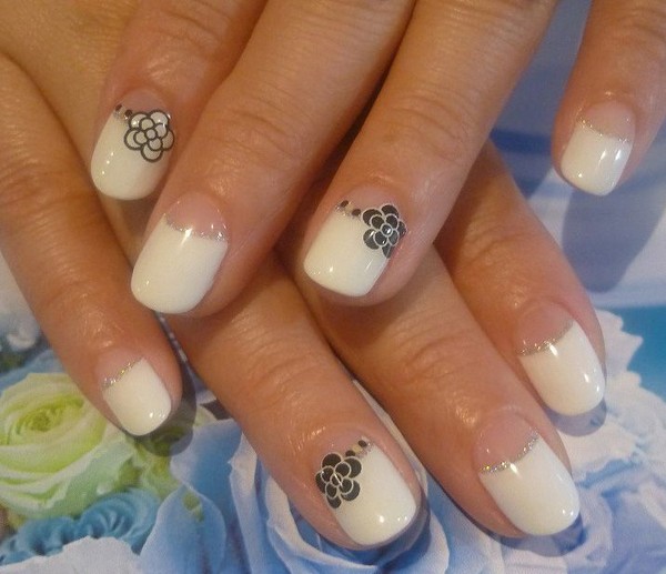 Co manicure zrobić w szkole 1 września, zdjęcie. Pomysły na manicure na Dzień wiedzy dla uczniów klas 9 i 11