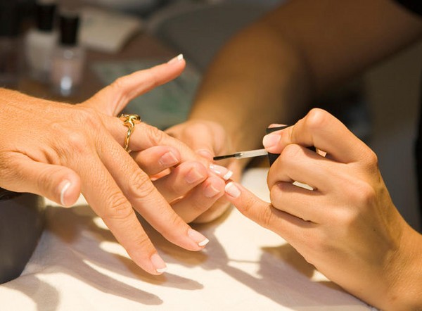 Co manicure zrobić w szkole 1 września, zdjęcie. Pomysły na manicure na Dzień wiedzy dla uczniów klas 9 i 11