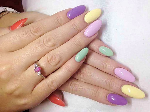 Co manicure zrobić w szkole 1 września, zdjęcie. Pomysły na manicure na Dzień wiedzy dla uczniów klas 9 i 11