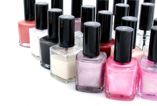 Manicure w domu. Wybierz lakier do paznokci Manicure w domu. Wybierz lakier do paznokci