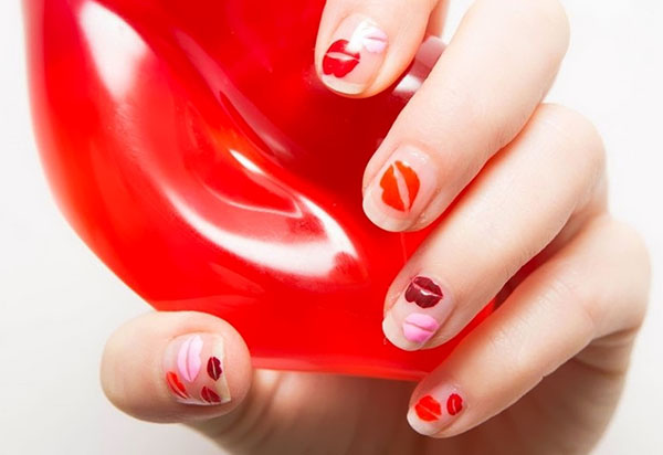 Manicure w pięć minut: trzy proste wzory paznokci