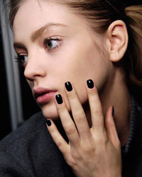 Modny manicure jesienią 2010 roku