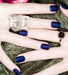Modny manicure jesienią 2010 roku