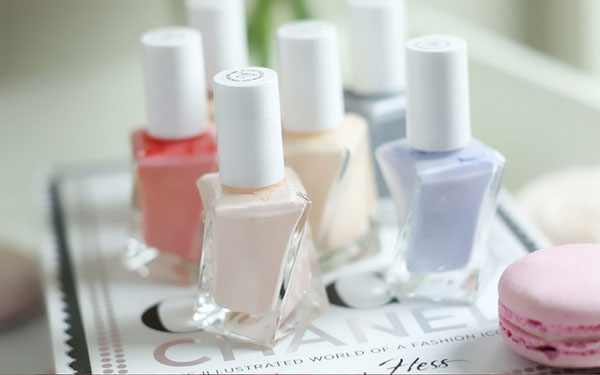 Pastelowy manicure: kolekcja lakierów Essie Gel Couture Ballet Nudes 2017
