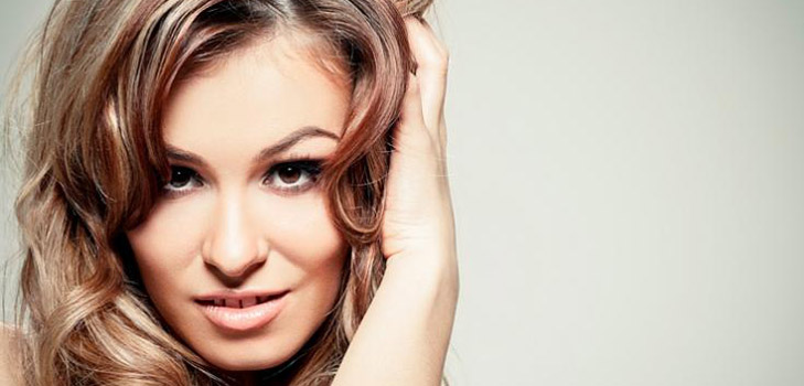 Peeling do skóry głowy: korzyści, zastosowanie, skuteczność