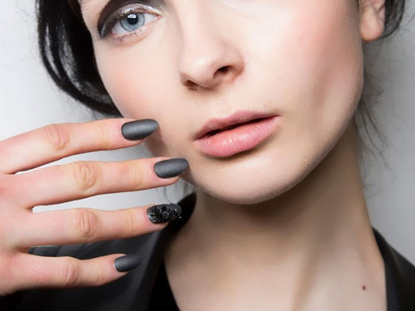 Trzy popularne trendy na jesieni manicure-2016
