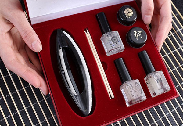 Manicure japoński: technologia domu
