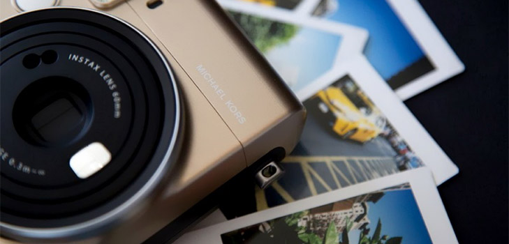Aparat mody: Michael Kors X Fijifilm Instax Mini 70