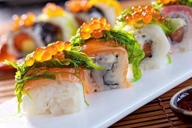 Jak jeść sushi?
