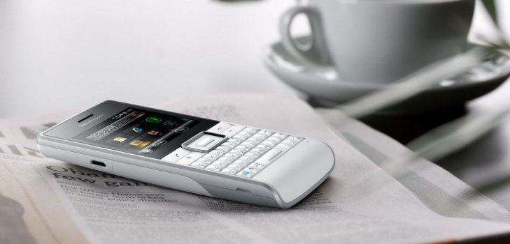 telefon na stole