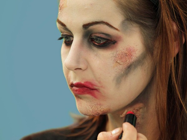Przerażający makijaż na Halloween własnymi rękami dla dziewczynek i dziewcząt