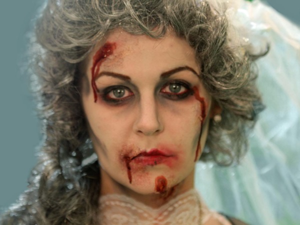 Przerażający makijaż na Halloween własnymi rękami dla dziewczynek i dziewcząt