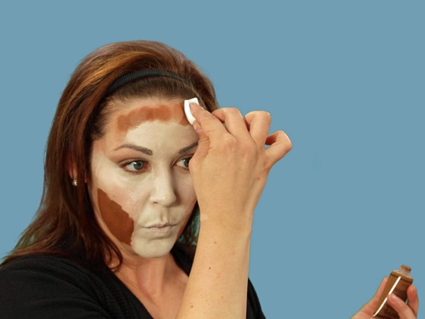 Przerażający makijaż na Halloween własnymi rękami dla dziewczynek i dziewcząt