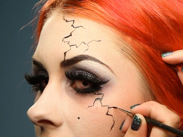 Przerażający makijaż na Halloween własnymi rękami dla dziewczynek i dziewcząt