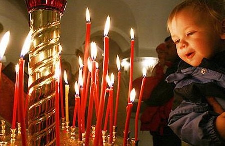Wielkanocna służba: kiedy iść do kościoła, zasady postępowania