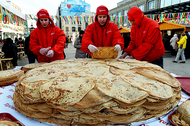 Piosenki o Pancake Day: teksty rosyjskich pieśni ludowych