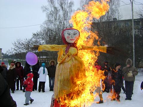Piosenki o Pancake Day: teksty rosyjskich pieśni ludowych