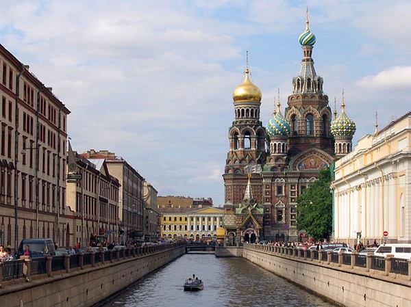 Pogoda w Sankt Petersburgu w sierpniu 2016 roku jest przewidziana przez centrum hydrometeorologiczne. Jaka jest pogoda w sierpniu w St. Petersburgu?