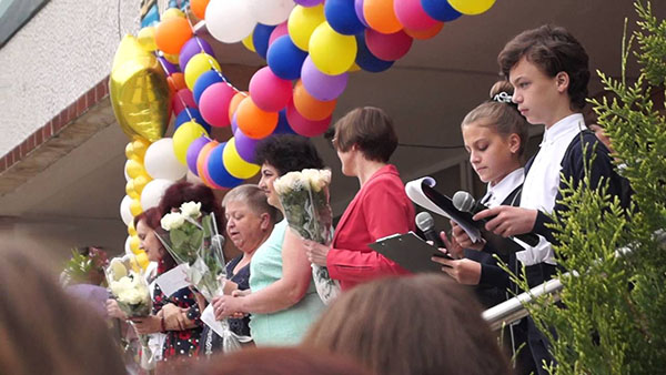 Piękne gratulacje z okazji ukończenia szkoły w 2017 roku w klasie 9 i 11