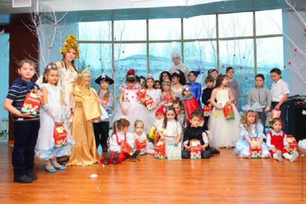 Scenariusz Poranek noworoczny, pomysły na szkołę podstawową i przedszkole (grupa młodsza, średnia, starsza)