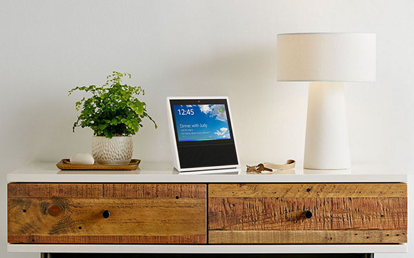 Inteligentna akustyka domu: system Amazon Echo Show