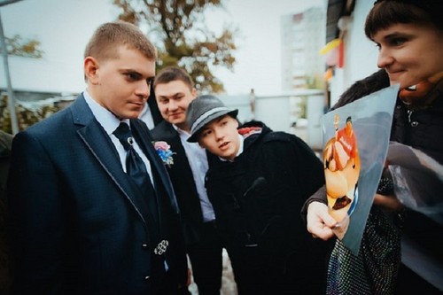 Tradycje ceny panny młodej: nowoczesny scenariusz i plakaty