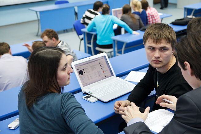 studenci na wykładzie