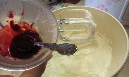 Jak zrobić krem ​​na cappeycakes: Przepis na masło, czekoladę i kremy białkowe