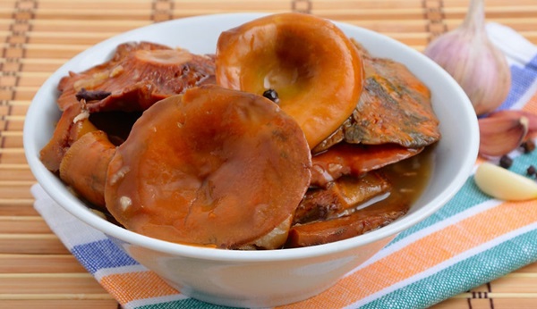 Jak solić grzyby na zimę