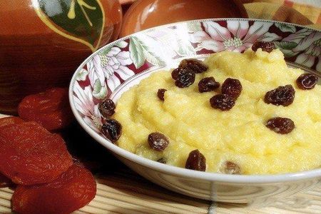 Jak gotować owsiankę kukurydzianą prawidłowo i pysznie?