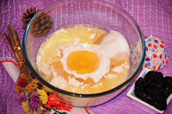 Krok po kroku przepis na babeczki ze śliwkami