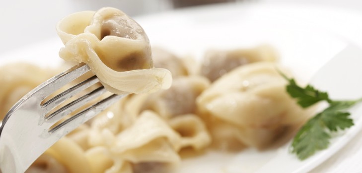 Najlepsze przepisy na pierogi z kurczakiem