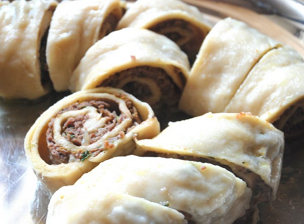 Najlepsze przepisy na pierogi z kurczakiem